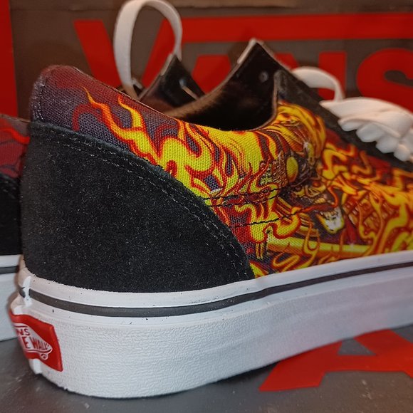 VANS OLD SKOOL ( SAMURAI RISING ) BLACK / TRUE WHITE Men\'s 10.5 VN0A3WKT44I main image 10